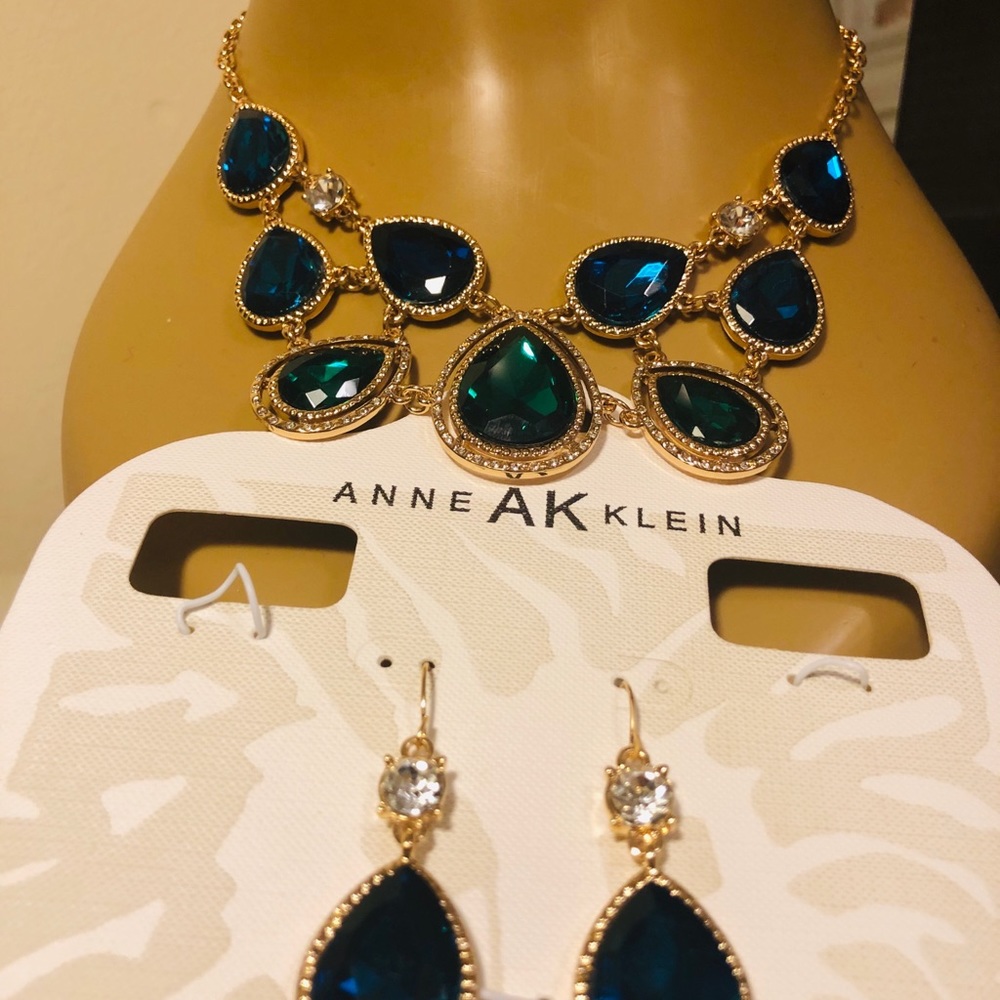 NWT Anne Klein jewelry set - Picture 5 of 8